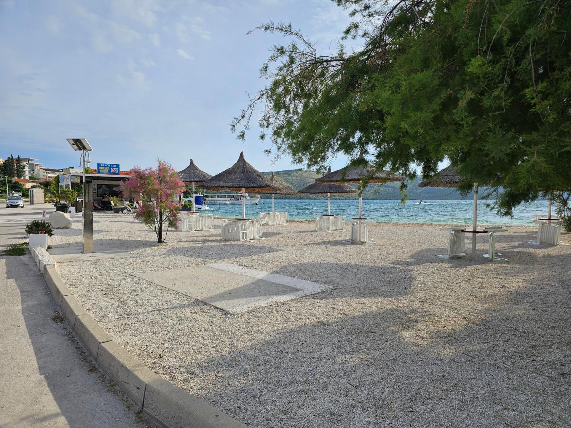 Apartments Plejic Seget Vranjica Exterior foto