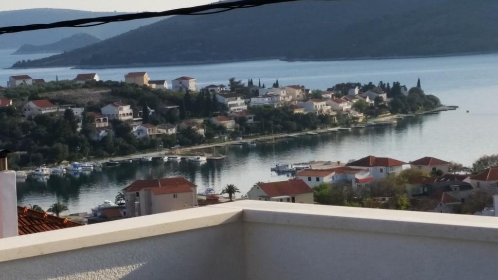 Apartments Plejic Seget Vranjica Exterior foto