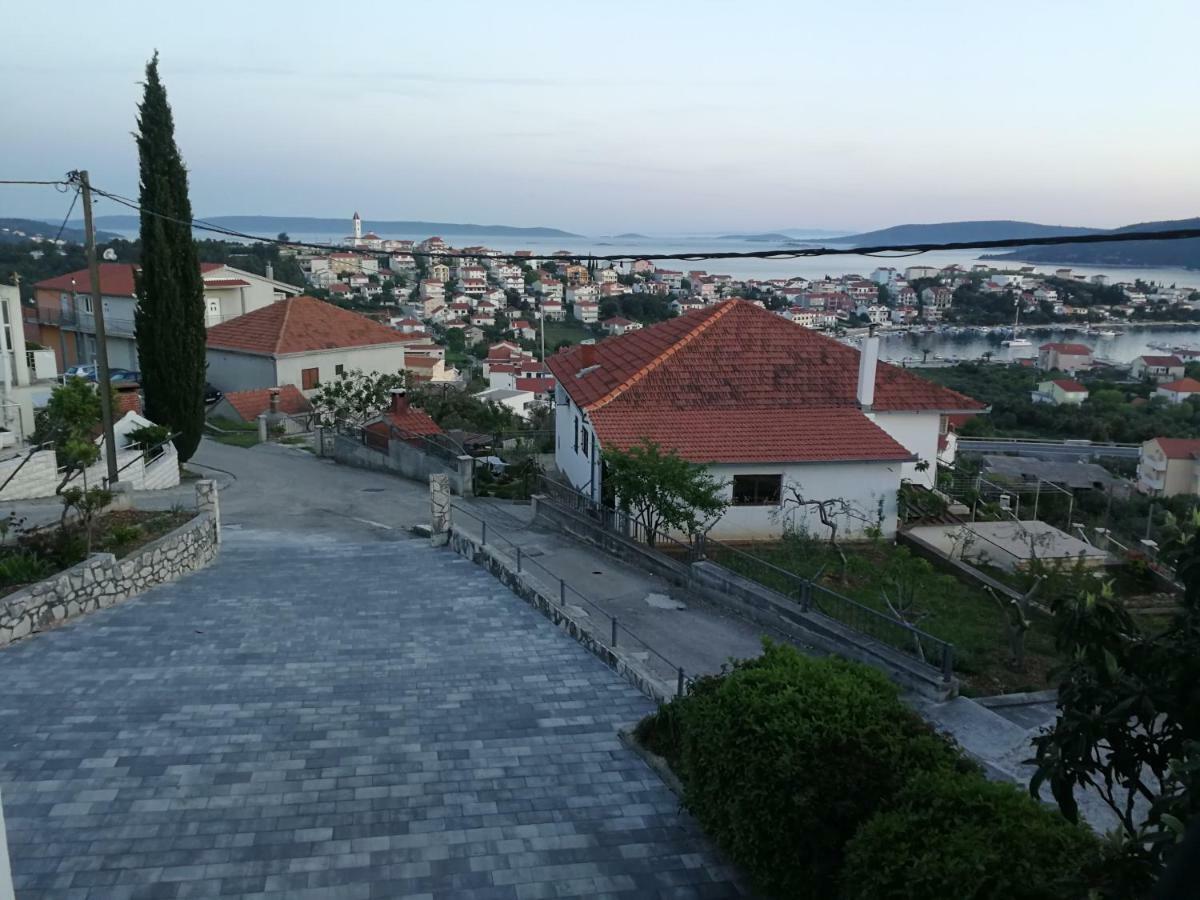 Apartments Plejic Seget Vranjica Exterior foto
